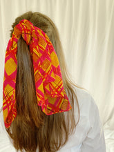 Load image into Gallery viewer, Vintage Plaid Scarf