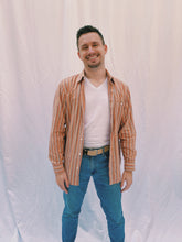 Load image into Gallery viewer, Vintage Coral/White Striped Levi&#39;s Button-Down
