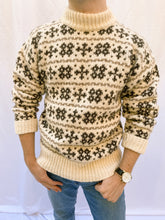 Load image into Gallery viewer, Vintage Wool Nordic-Style Sweater
